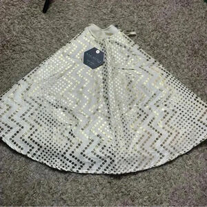 Max Studio Tree Skirt‎ Holiday Christmas Cream Gold Dots Tie Closure 52” NWT